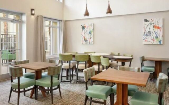 Homewood Suites by Hilton Phoenix/Chandler