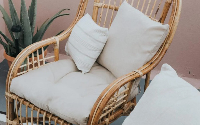 Bohemian Loft With View!