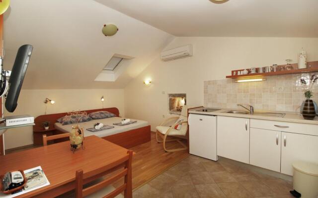 Apartments Caralipeo
