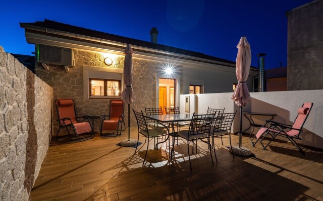 Apartment Lucija Novum