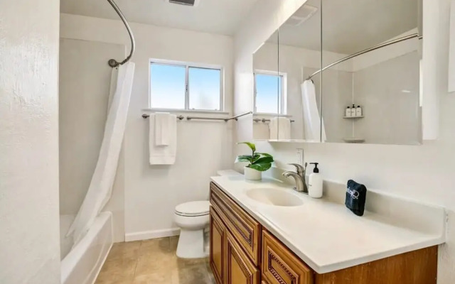 @ Marbella Lane - Stylish Cozy4br in Siliconvalley