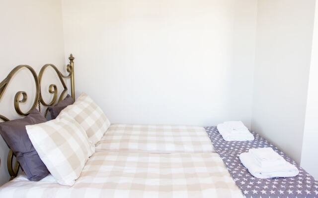 Guesthouse Álfar