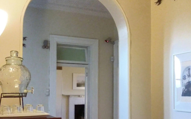 The Bank Guest House Glen Innes