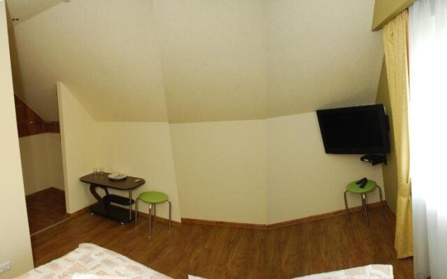 Hotel Yar