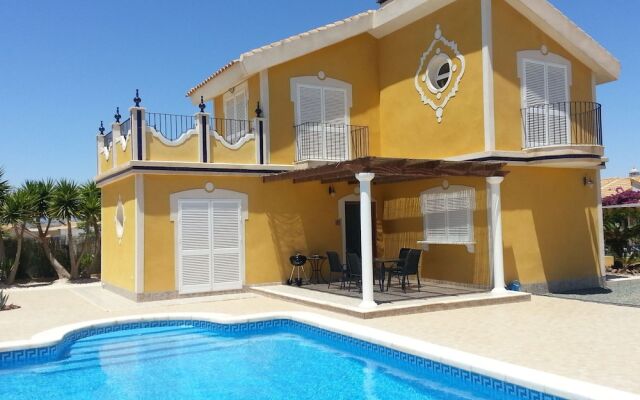 Gorgeous Villa in Mazarrón Near the Sea