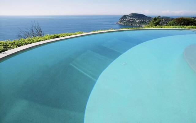Jonahs Restaurant & Accommodation, Whale Beach