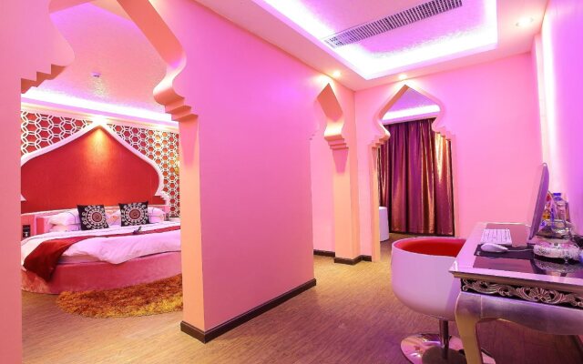 Brightman Theme Hotel