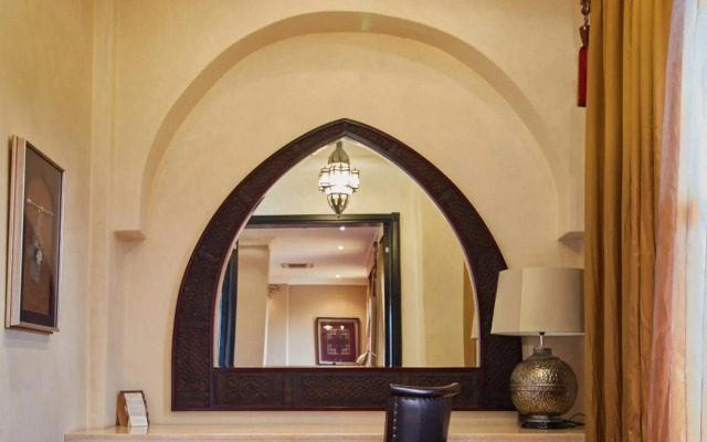 Royal Elephant Hotel & Conference Centre