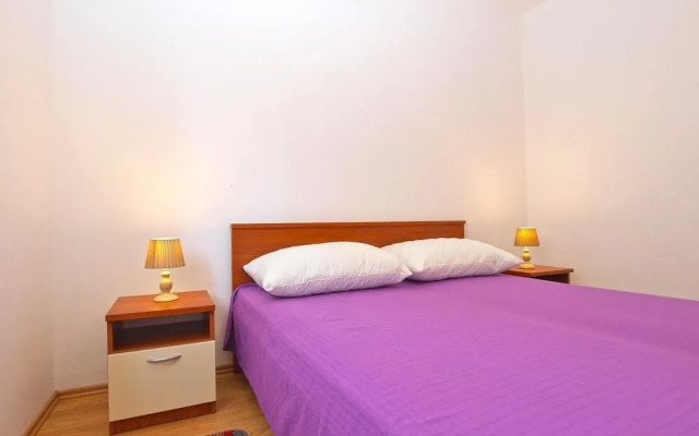 Apartment 1406 (No Front Desk,Contact The Property Five Days In Advance)