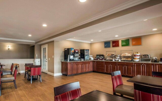Comfort Suites San Clemente Beach