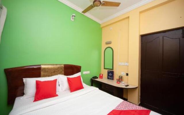 OYO 26746 Sruthi Residency