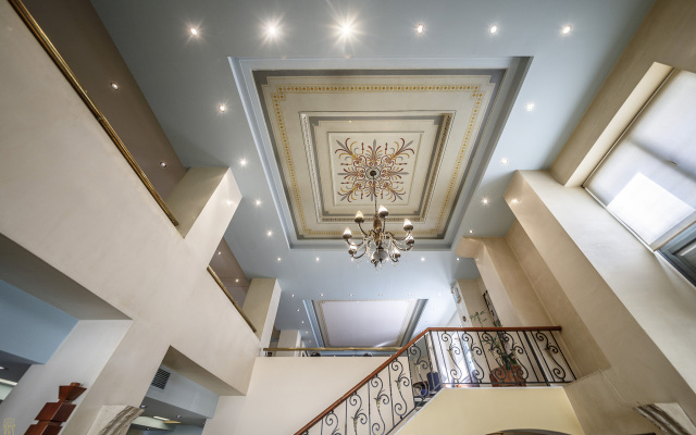 Rex Hotel