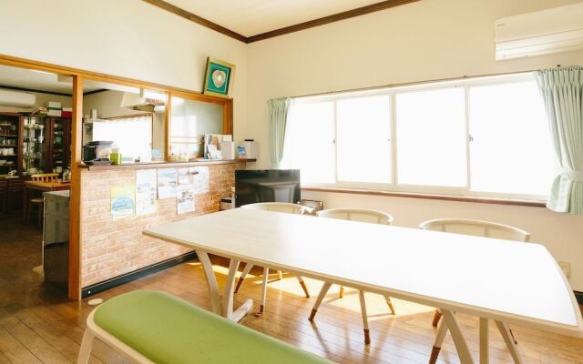 Ile d’or Café & Guest house