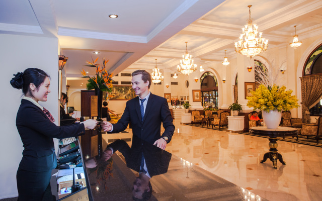 Hotel Majestic Saigon