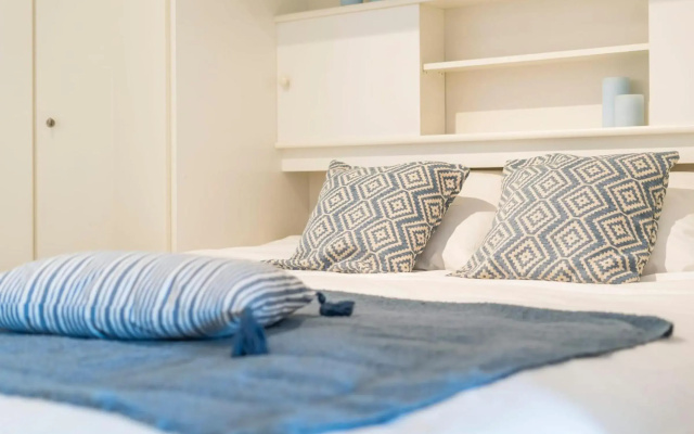 Portsight - cosy apartment for 4 persons with parking