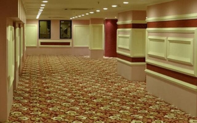 Rowaa Golden Hotel