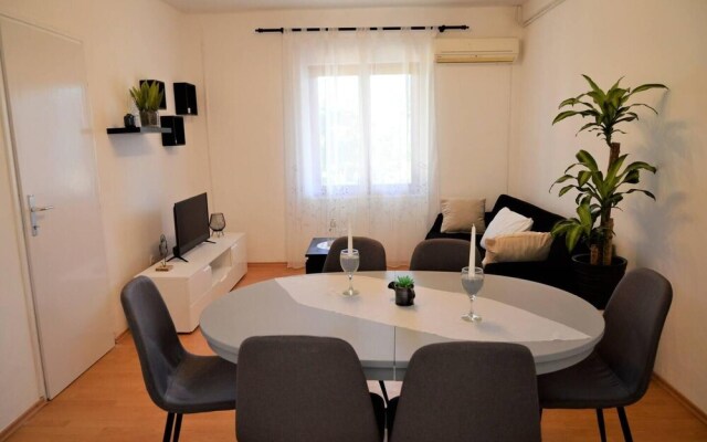 2-bed Apartment in Poljica Straight on Beach