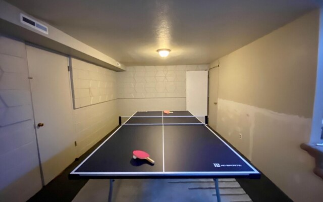 Fun, Family-Friendly Old Town Home w/ Hot Tub!