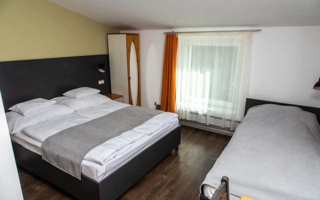 Fehér Sas Panzió és Étterem