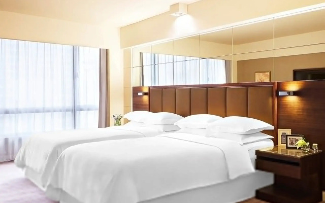 Sheraton Hong Kong Hotel & Towers
