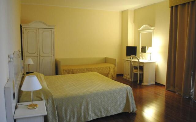 International Hotel Iseo
