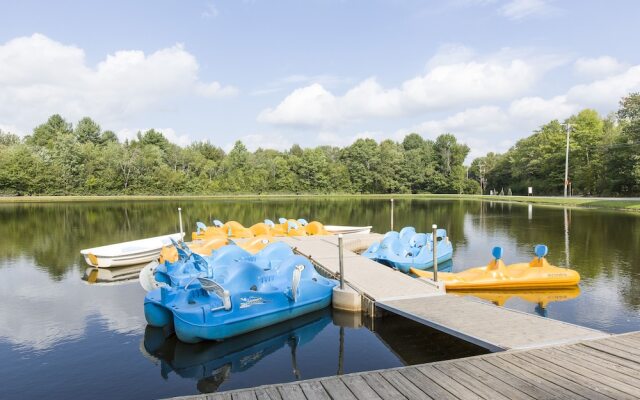 Jellystone Park™ at Birchwood Acres