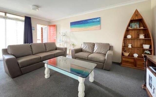 9 Braemar- Skip Hop And Jump From Everything