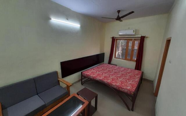 Room-janardan Homestay Lucknow