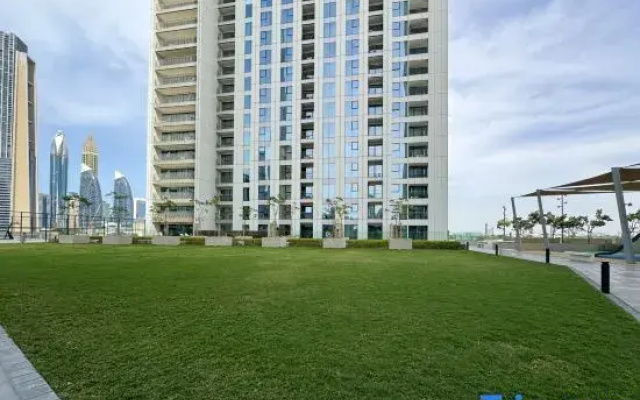 Luxury 2BR Walk-In Closet + Full Burj Khalifa View