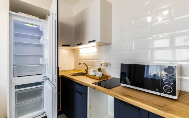 Good House (Гуд Хаус) на улице Азина 25