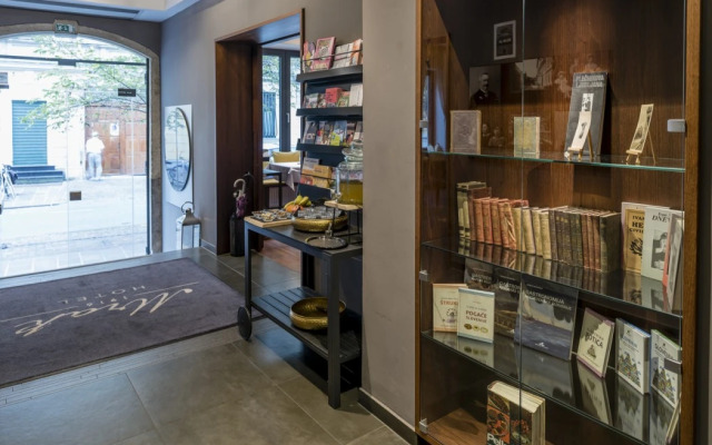 Hotel Mrak 4*