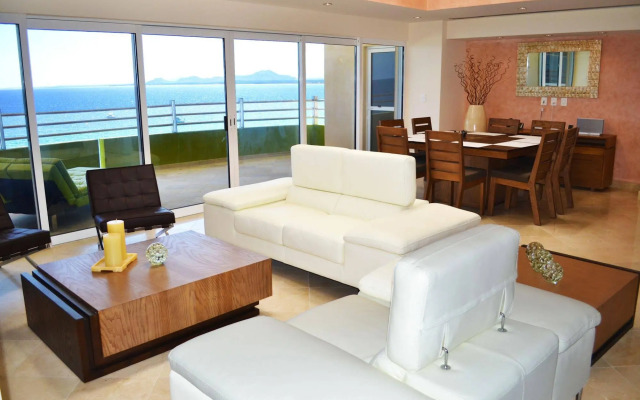 Villas de Cortez Penthouse