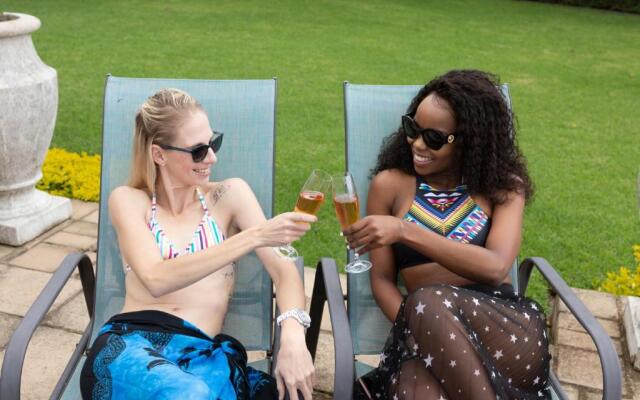 66 On Monzali 4 Star Luxury Guesthouse