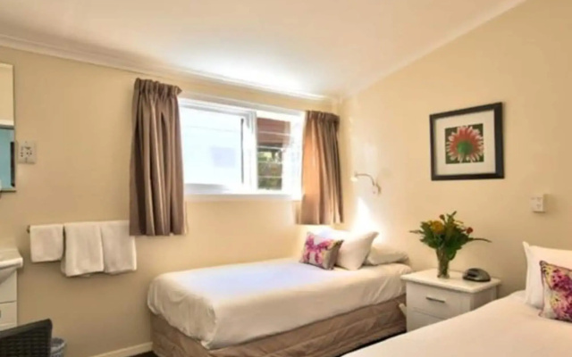 Melbourne Lodge