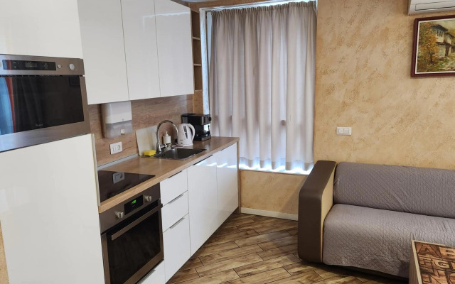 Colonel apartment dream