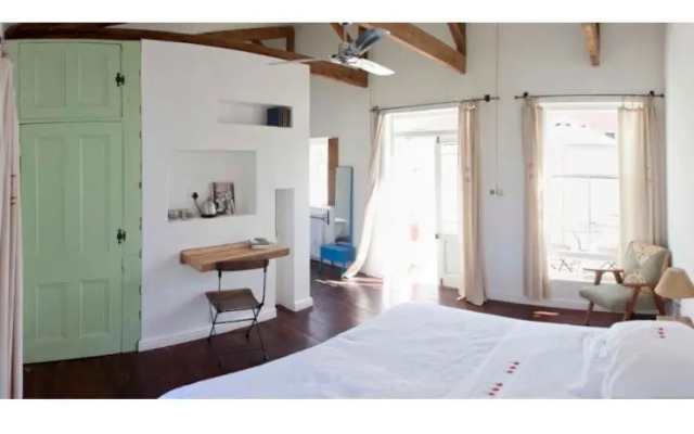 La Grenadine Petit Hotel