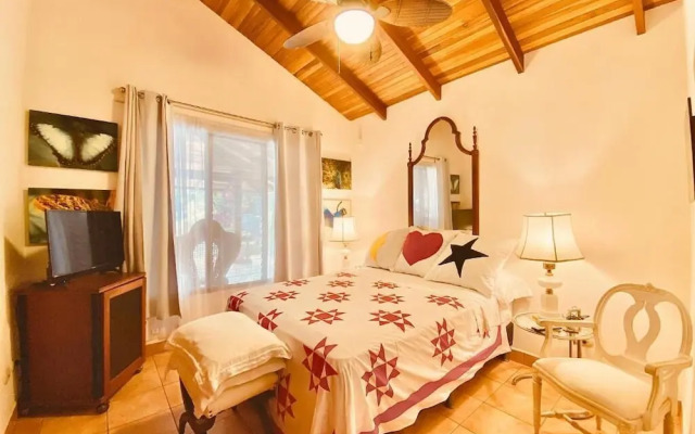 Atenas Magic Mountain Views