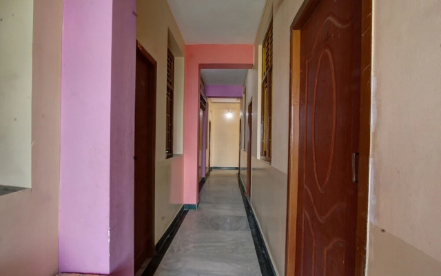 Oyo 38664 Rt Residency
