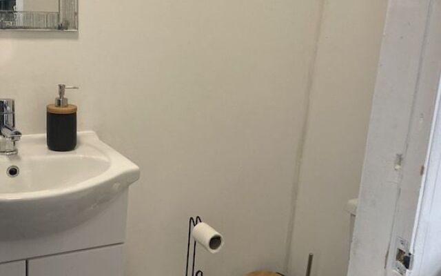 BV Royal Comfy Studiosuite Queensgate Huddersfield