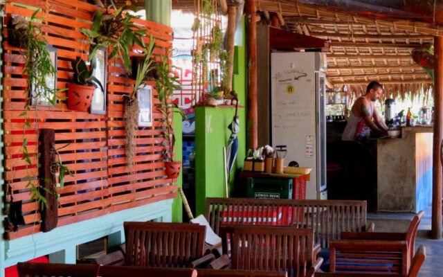 Big Tree Backpackers And Bistro