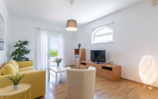 Villa 2 Pools 25951