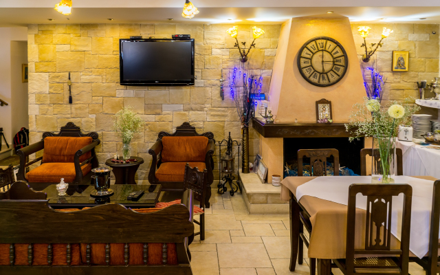 Epavlis Boutique Suites