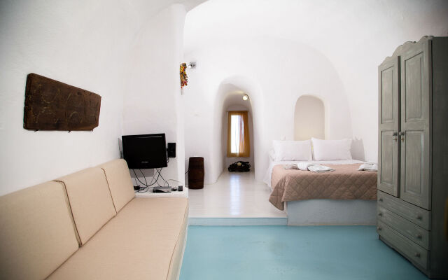 Marizan Caves & Villas