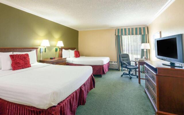 Baymont Inn and Suites Amarillo