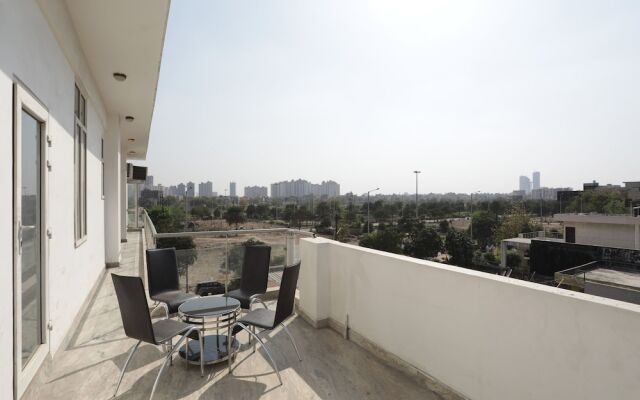 OYO 11872 Heaven Inn