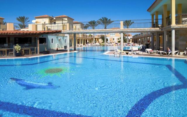 Отель Broncemar Beach Suites