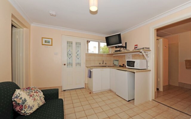 Albany View Street Lodge