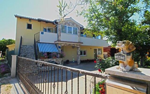 Apartments Fazana 1112