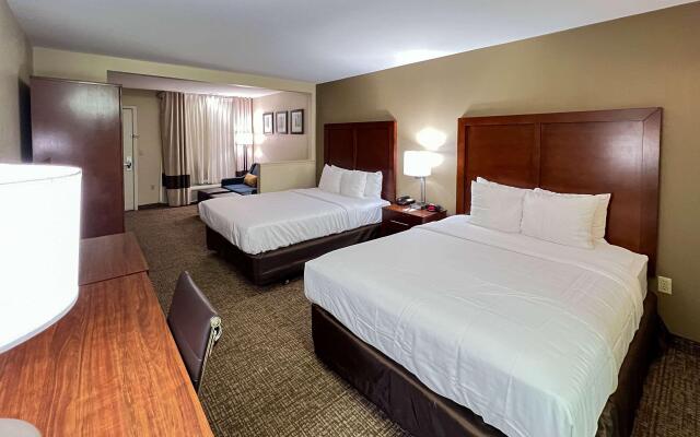 Comfort Inn & Suites Sequoia/Kings Canyon