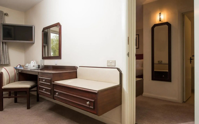Peartree Lodge Waterside